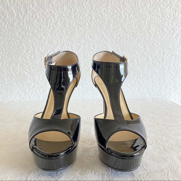 Jimmy Choo Tribe Patent leather T Strap Sandal - Picture 8 of 13